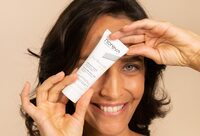 Фотографія Категорії Trio White