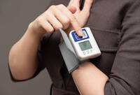 Фотографія Категорії Тонометри на зап'ясток автоматичні